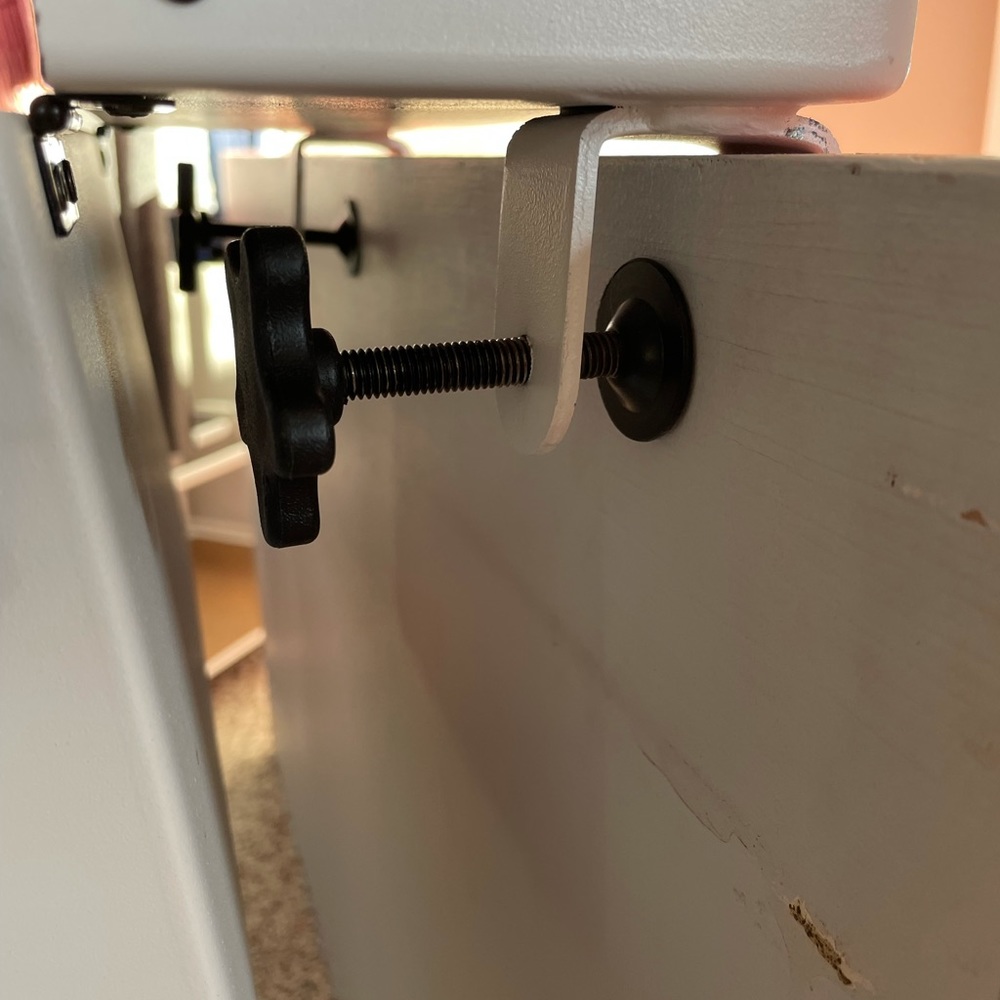 Attachable shelf - Picture 5 of 6